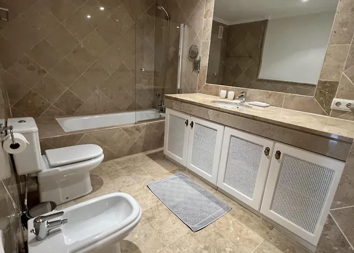 35 - Grand A El Lago, Flamingo