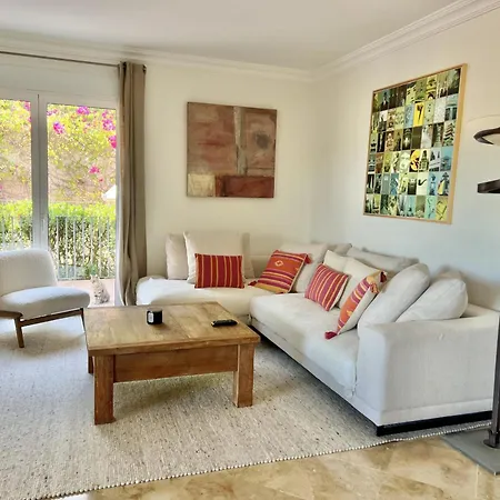 35 - Grand A El Lago, Flamingo