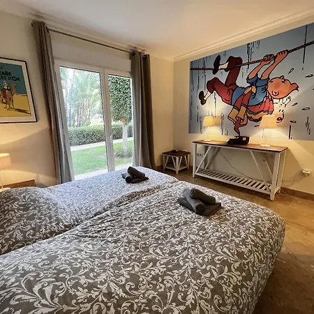 35 - Grand A El Lago, Flamingo * Estepona