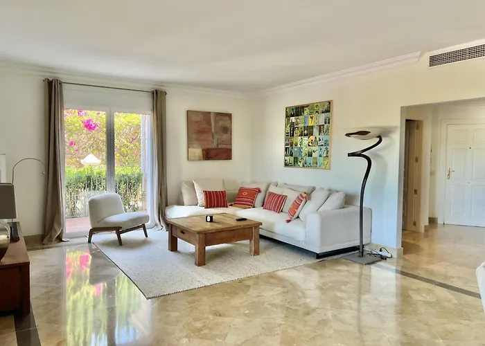 35 - Grand A El Lago, Flamingo Apartment