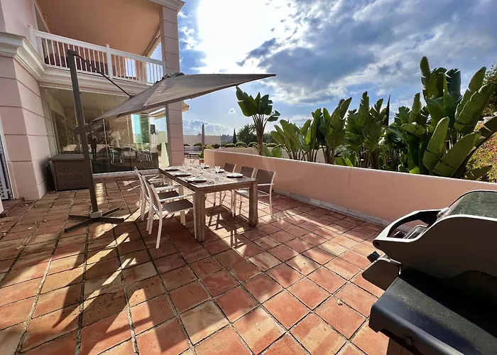 35 - Grand A El Lago, Flamingo Estepona